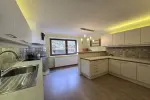 Apartment- bzw. Mehrparteienhaus