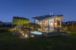 Architektonische Eleganz in sonniger Toplage