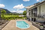 Architektonische Eleganz in sonniger Toplage