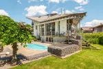 Architektonische Eleganz in sonniger Toplage