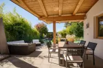 Exklusiver Bungalow in Sonnenlage mit Schwimmteich